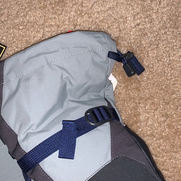 NWT The North Face Powdercloud Etip Glove, Large - Picture 7 of 10